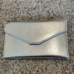 Zoppen SILVER metallic Travel Wallet w/RFID Protection, GUC, Space for Passport